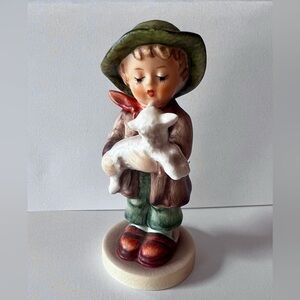 🎈SALE🎈Hummel GOOD FRIENDS 
Vintage
Charming Child Figurine with Lamb